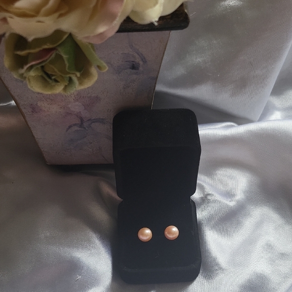 Genuine Pearl Earrings AAA - Picture 1 of 3